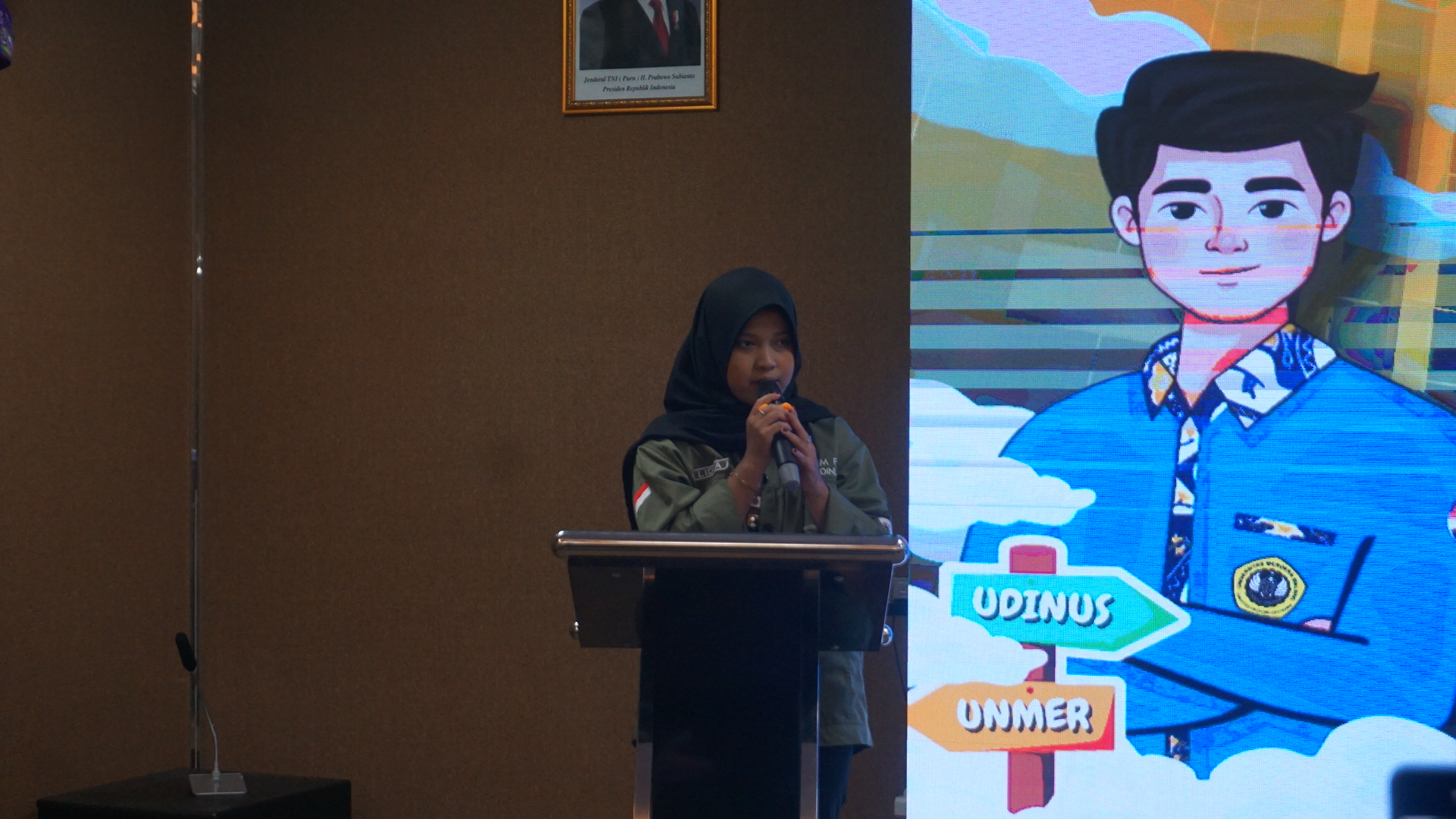 Sambutan dari Gubernur Badan Eksekutif Mahasiswa (BEM) Fakultas Ekonomi dan Bisnis (FEB) Universitas Dian Nuswantoro (UDINUS) Semarang, Eka Lidya Rahmawati.