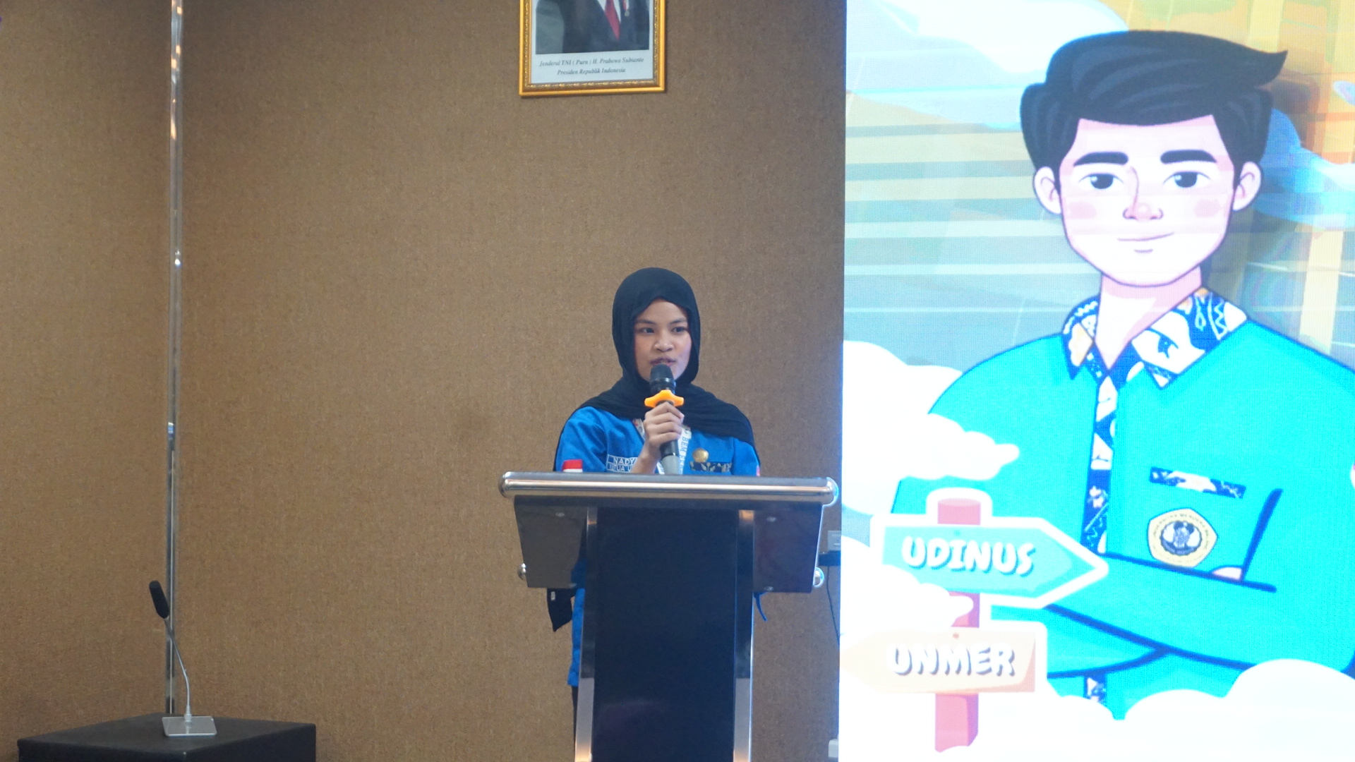 Sambutan dari Ketua Umum Badan Eksekutif Mahasiswa (BEM) Fakultas Ekonomi dan Bisnis (FEB) Universitas Merdeka (Unmer) Malang, Nadya Ayu Andini.